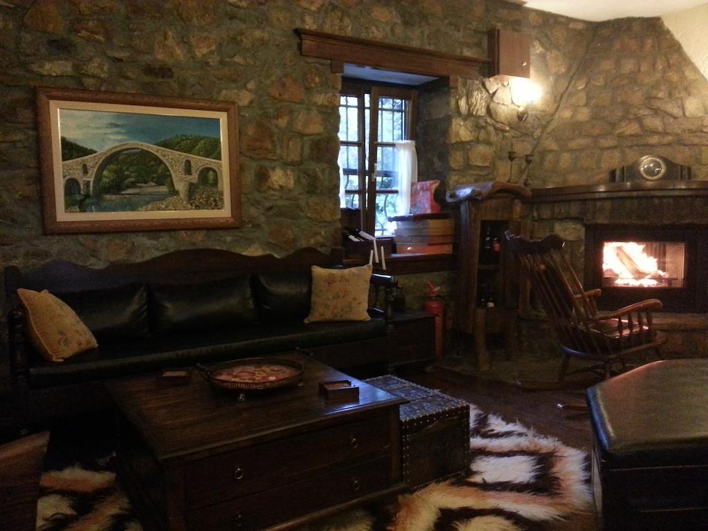 Guesthouse Agonari Sklíthron Eksteriør bilde